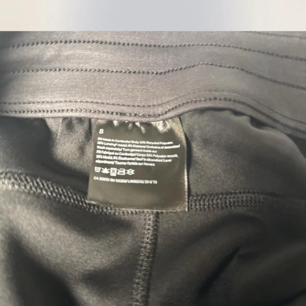 Lululemon Softstreme HR Straight Leg Cropped Pants Black Size 8  Lounge - Picture 7 of 7